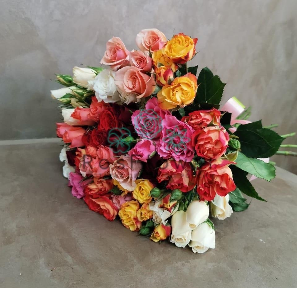 Букет цветов из: Розы в Путевке