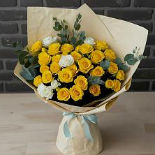 Букет цветов из:  Розы в Путевке