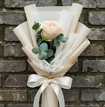 Букет цветов из:  Розы в Путевке