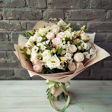 Букет цветов из:  Альстромерии, Розы и Хризантемы #REPLACE_PRED# Путевке