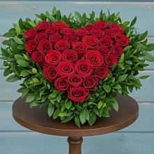 Цветочная композиция из Розы в виде сердца #REPLACE_PRED# Путевке