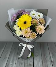 Букет цветов из:  Розы, Герберы и Хризантемы в Путевке