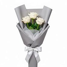Букет 3 белые розы в Путевке