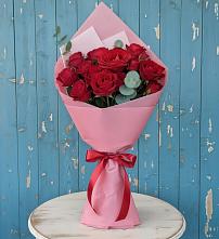 Букет цветов из:  Розы в Путевке