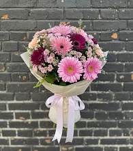 Букет цветов из:  Герберы и Хризантемы в Путевке