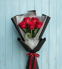 Букет цветов из:  Розы в Путевке
