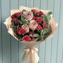 Букет цветов из:  Гвоздики и Розы #REPLACE_PRED# Путевке