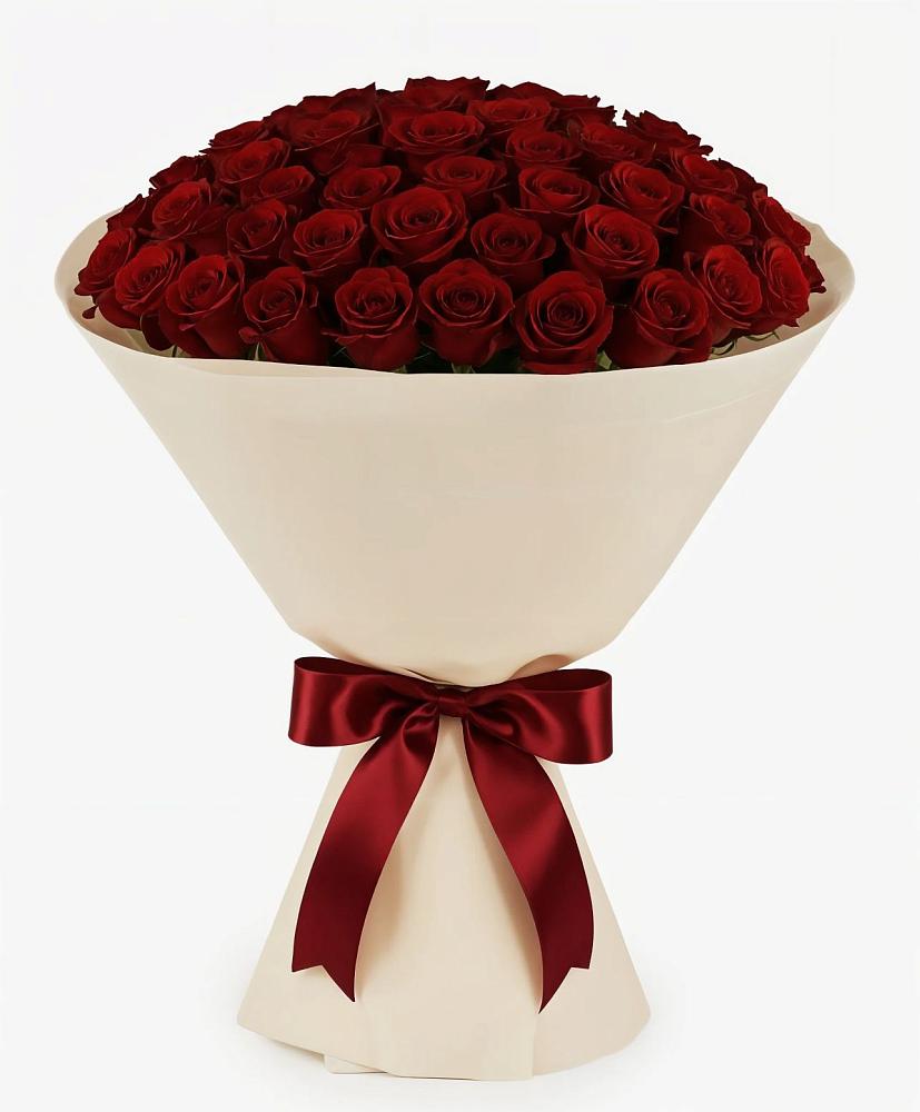 Букет 101 Бордовая роза Блэк Бакарра в Путевке